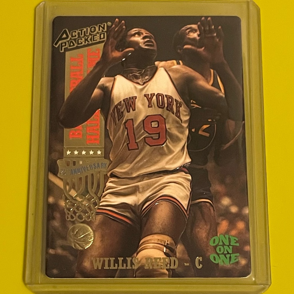 Willis Reed #5 1993-94 Action Packed [Hall Of Fame] Basketball Trading Card